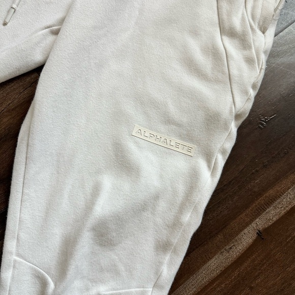Size M Alphalete Joggers, White - Picture 3 of 4